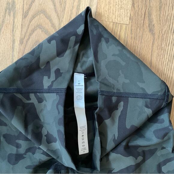 Lululemon Align Crop 21” Incognito Camo Multi Green - Picture 10 of 11